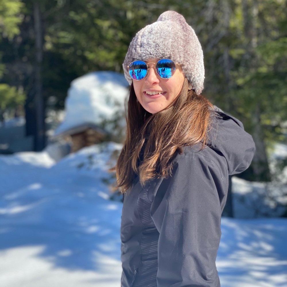 Meet your Posher, Carlie